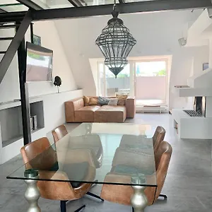 Appartamento Schoene Dachgeschoss-maisonette, Monaco di Baviera