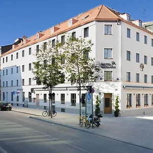 3* Hotell Blauer Bock